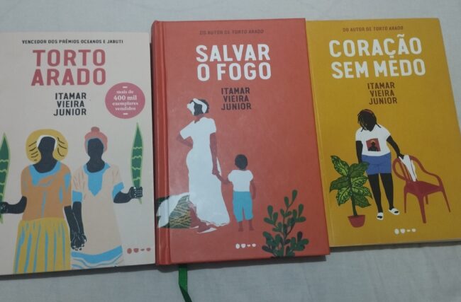 “Coração sem medo”: Como escrever sobre esse livro sem me referir a “Torto Arado” e “Salvar o Fogo”?